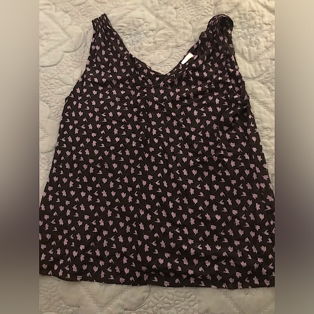 Women's Black and Purple Patterned Top